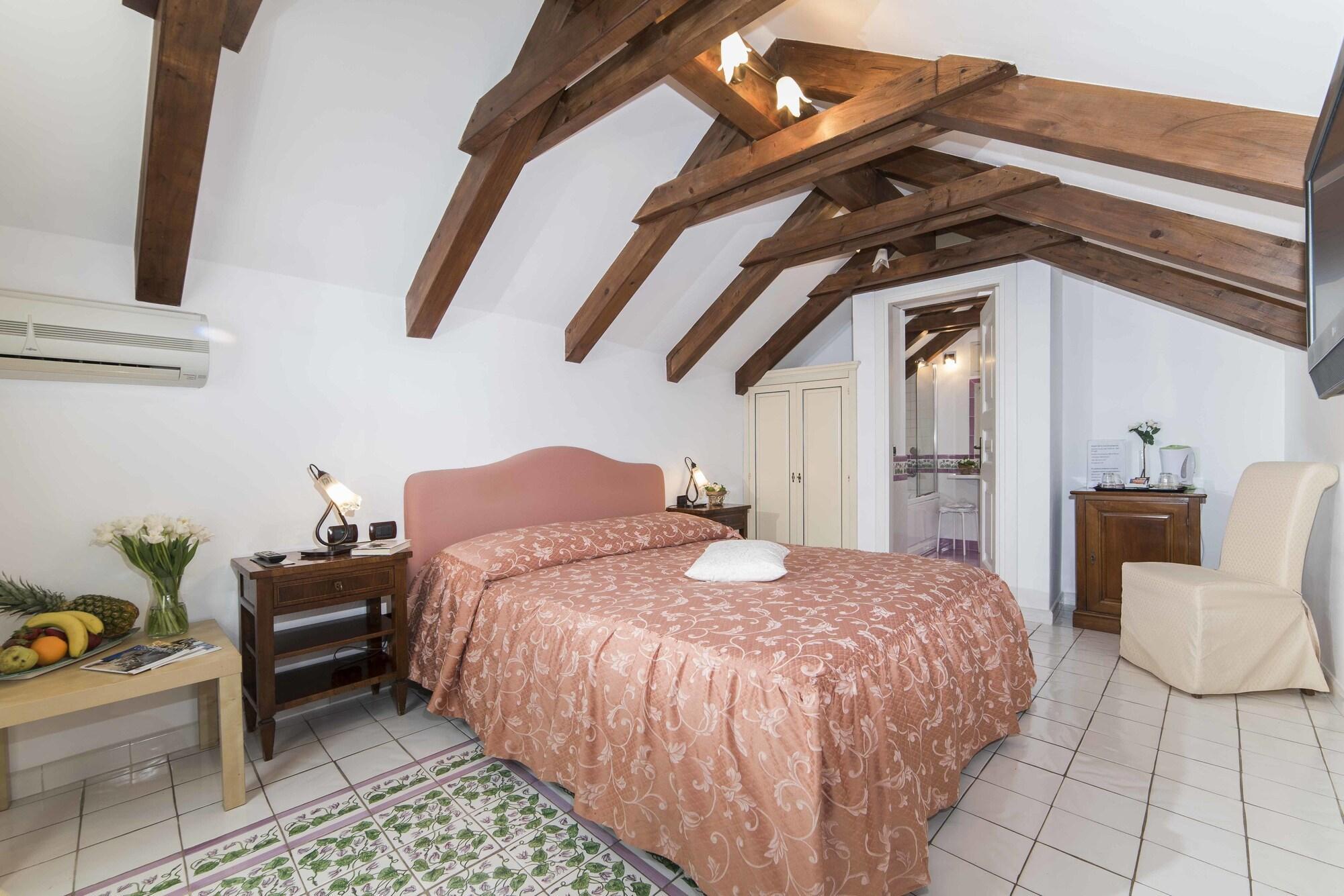 Hotel Villa Annalara Charme And Relax Amalfi Dış mekan fotoğraf