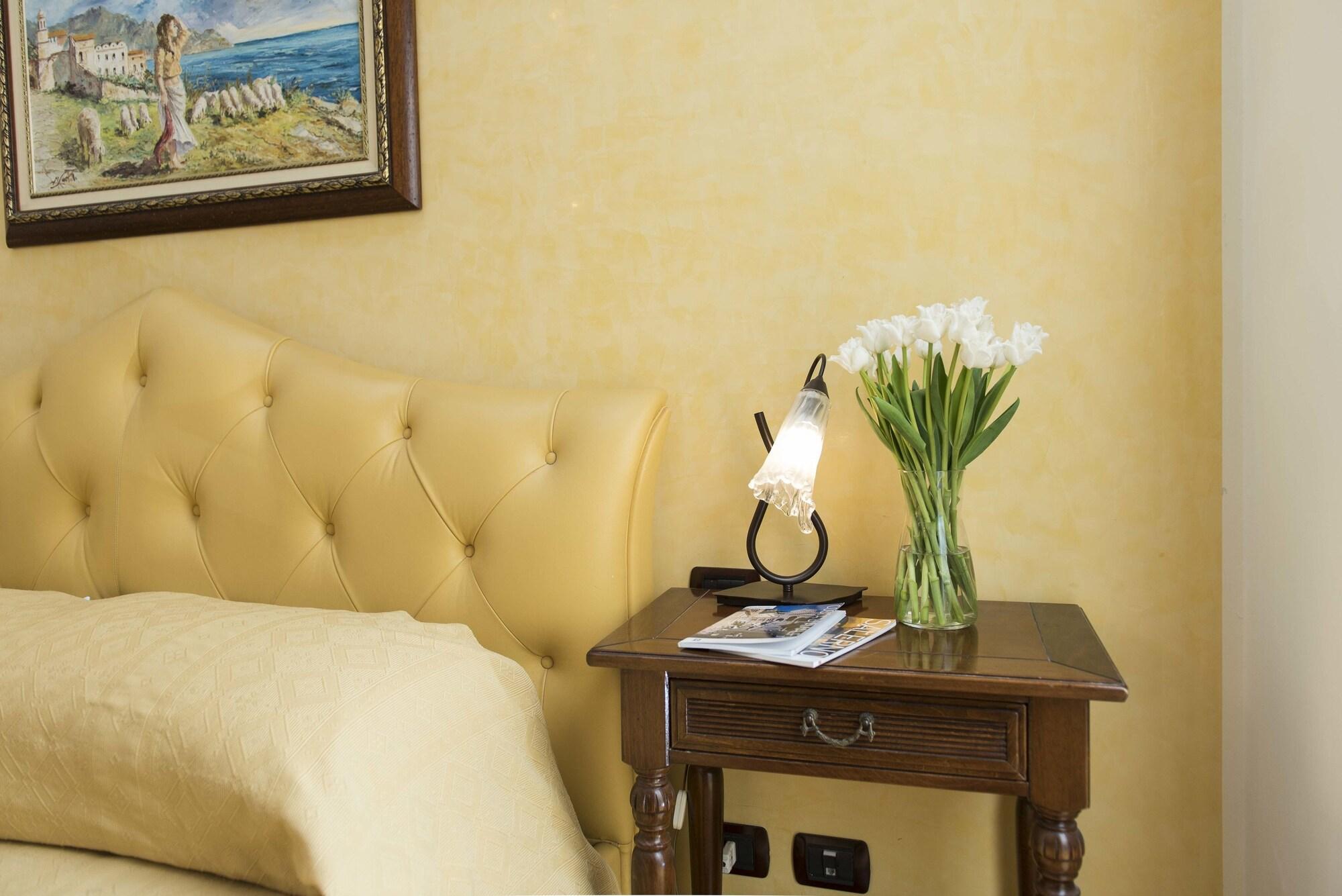 Hotel Villa Annalara Charme And Relax Amalfi Dış mekan fotoğraf